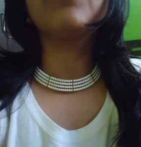Pearly Collar Necklace