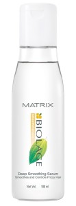 Matrix Smooththérapie gives you smooth, frizz-free hair