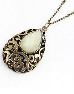 Water Drop Vintage Hollowed-out Fashion Necklace
