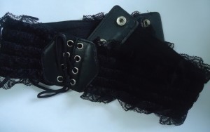 Black Vintage Lace Belt from Oasap