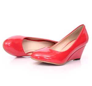Red Wedge Pumps