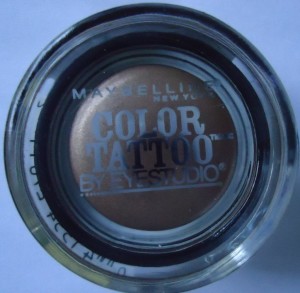Maybelline 24Hr Color Tattoo Bad to the Bronze Review, Swatches, EOTD