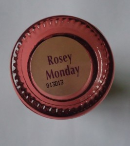 Lakme 9 to 5 Long Wear Nail Color Rosey Monday Review, NOTD