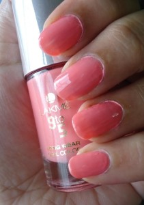 Lakme 9 to 5 Long Wear Nail Color Rosey Monday Review, NOTD