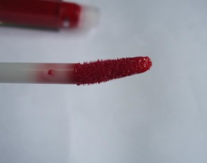 Maybelline Colorsensational High Shine Lip Gloss 80 Gleaming Grenadine Review, Swatches