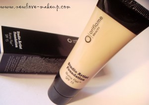 Oriflame Beauty Studio Artist Foundation- Illuma Flair with SPF 15 (Olive Beige) Review, Swatches