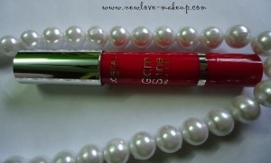 L'oreal Paris Glam Shine Balmy Gloss 909 Pomegranate Punch Review, Swatches