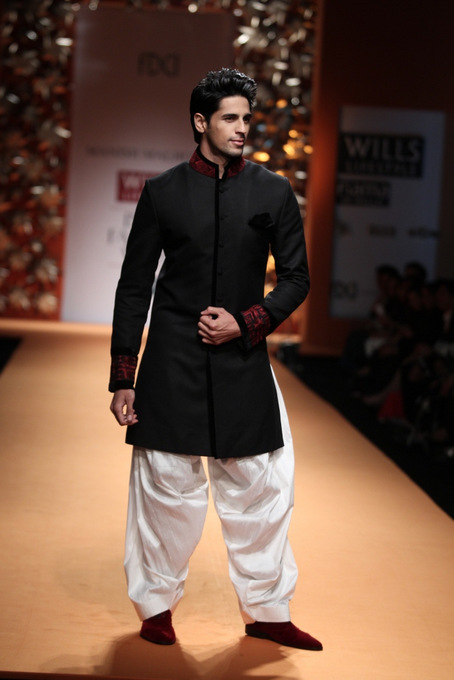 sherwani for bride's brother