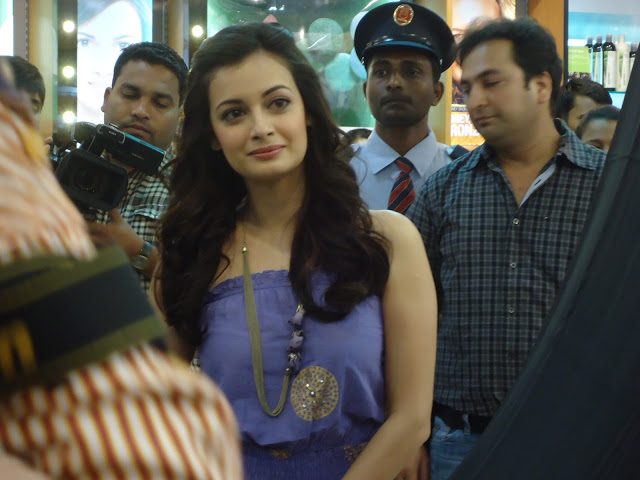 The Body Shop Brand Ambassador Dia Mirza revealed the new Extra Virgin Minerals™ Foundation Range